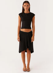 Shes A Lady Top - Black