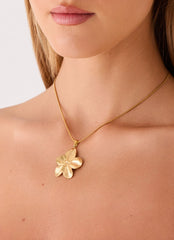 Hibiscus Gold Necklace - Gold